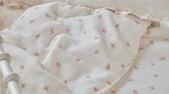 BELLE ENFANT FILLED BABY BLANKET (OS)