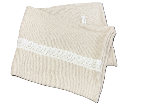 LATTE BABY LACE CROCHET BLANKET (OS)