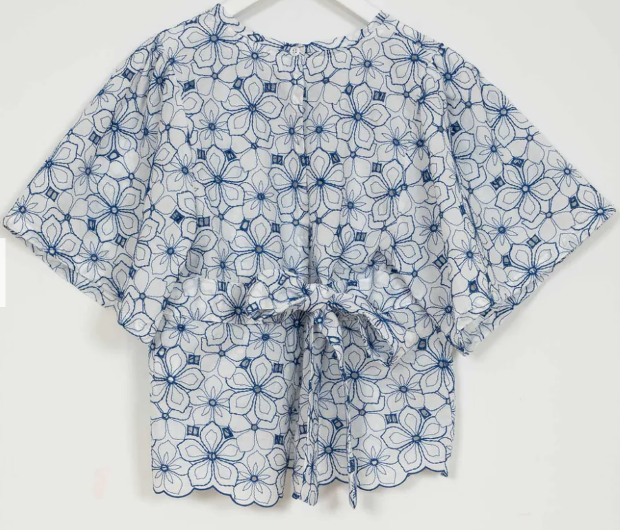 INDEE EMBROIDED LACE TOP (10Y-L)