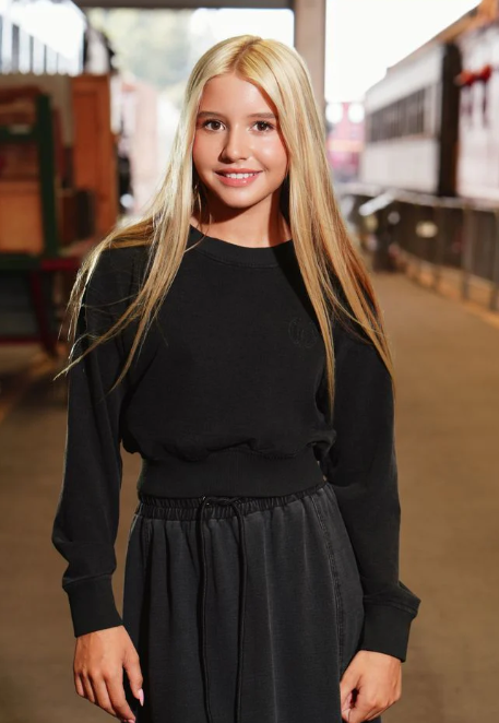 LUNA MAE FIA DISTRESSED SWEATSHIRT(XS-XL)