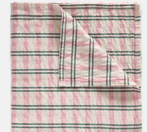 GARBO & FRIENDS SEERSUCKER SWADDLE BLANKET (OS)