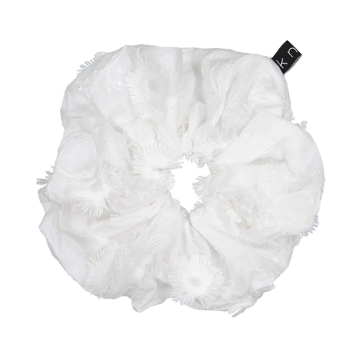 KNOT FLORAL SCRUNCHIE (OS)
