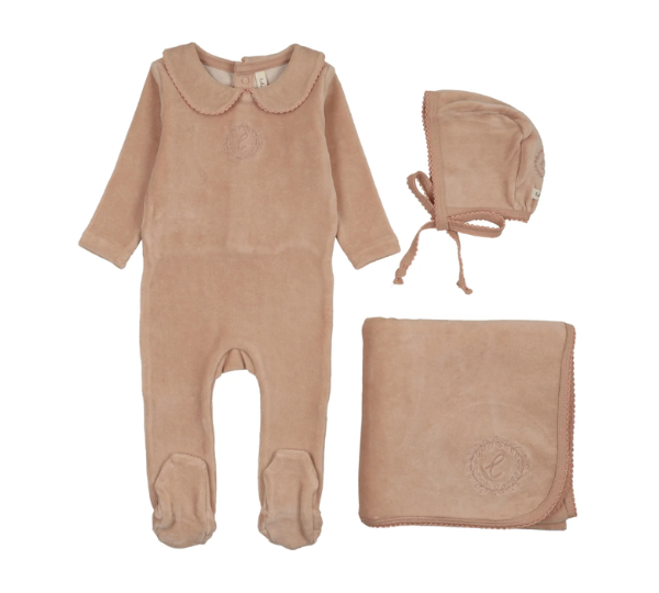 LILETTE VELOUR CREST EMBLEM LAYETTE SET (3M-6M)