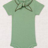MISHA & PUFF SHORT SLEEVE ONESIE(6M-24M)