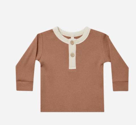QUINCY MAE RIBBED LS HENLEY(3M-24M)